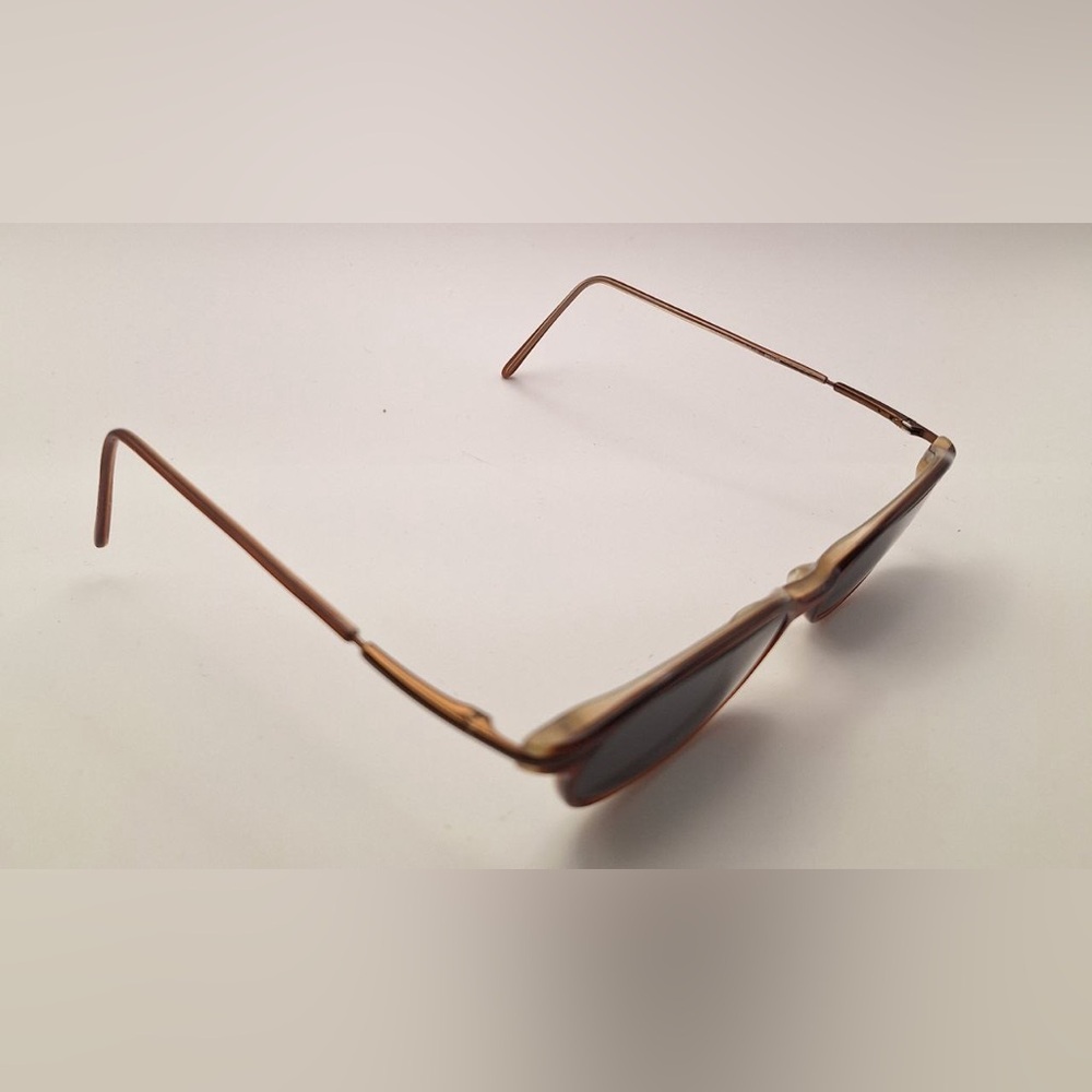 Advantage Eyewear Trendsetter Brown Oval Sunglasses Frames Only